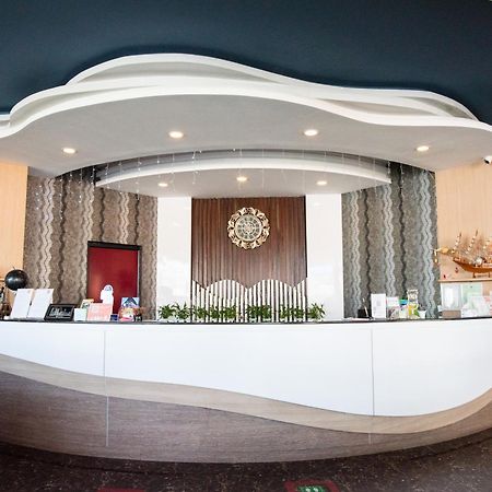 The Proud Hotel Ubon Ratchathani Extérieur photo