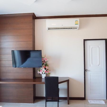 The Proud Hotel Ubon Ratchathani Extérieur photo