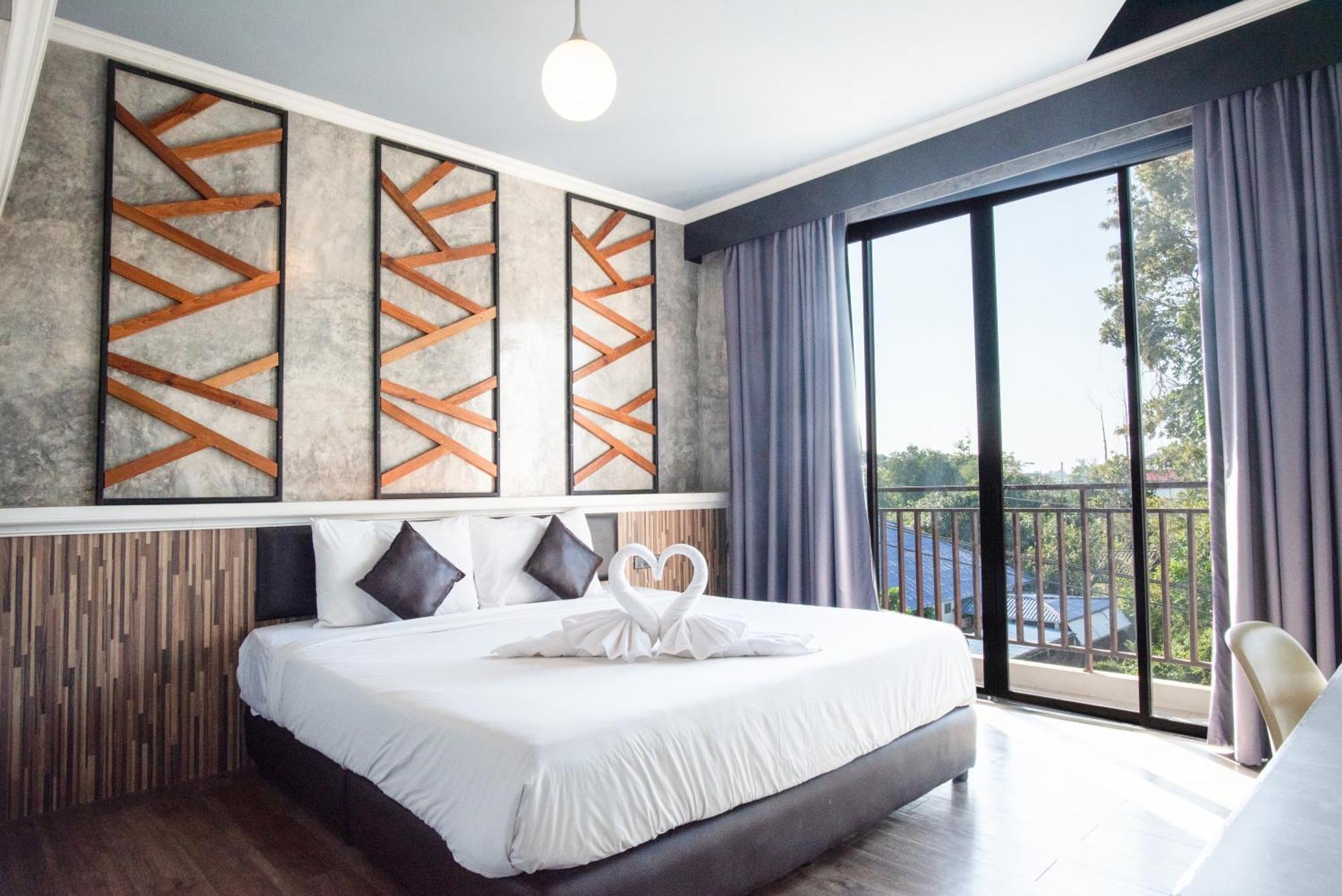 The Proud Hotel Ubon Ratchathani Extérieur photo