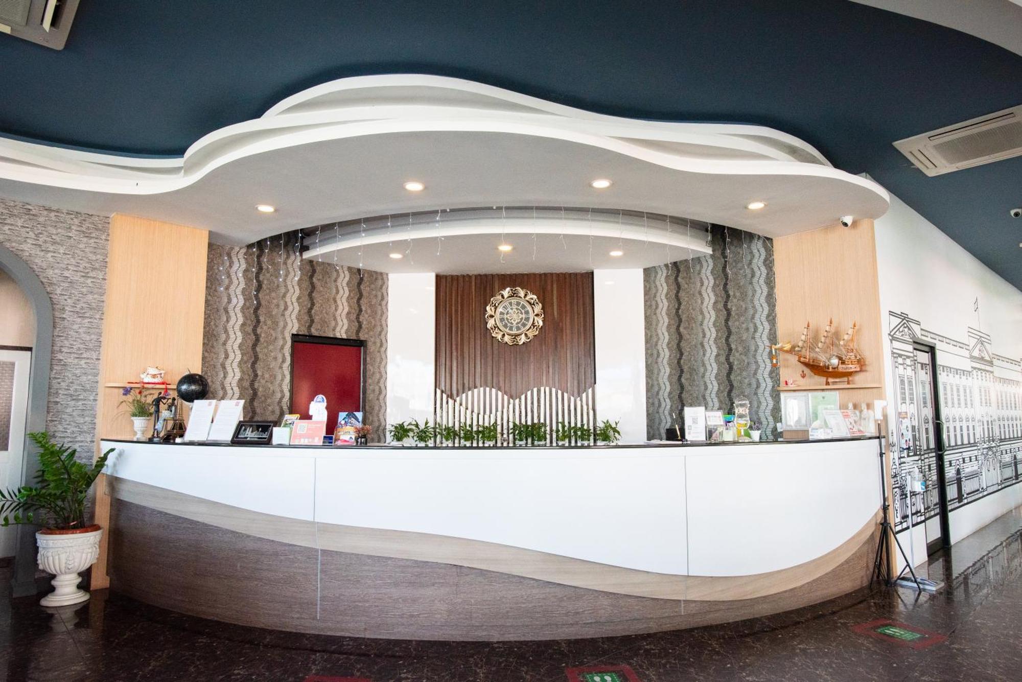 The Proud Hotel Ubon Ratchathani Extérieur photo