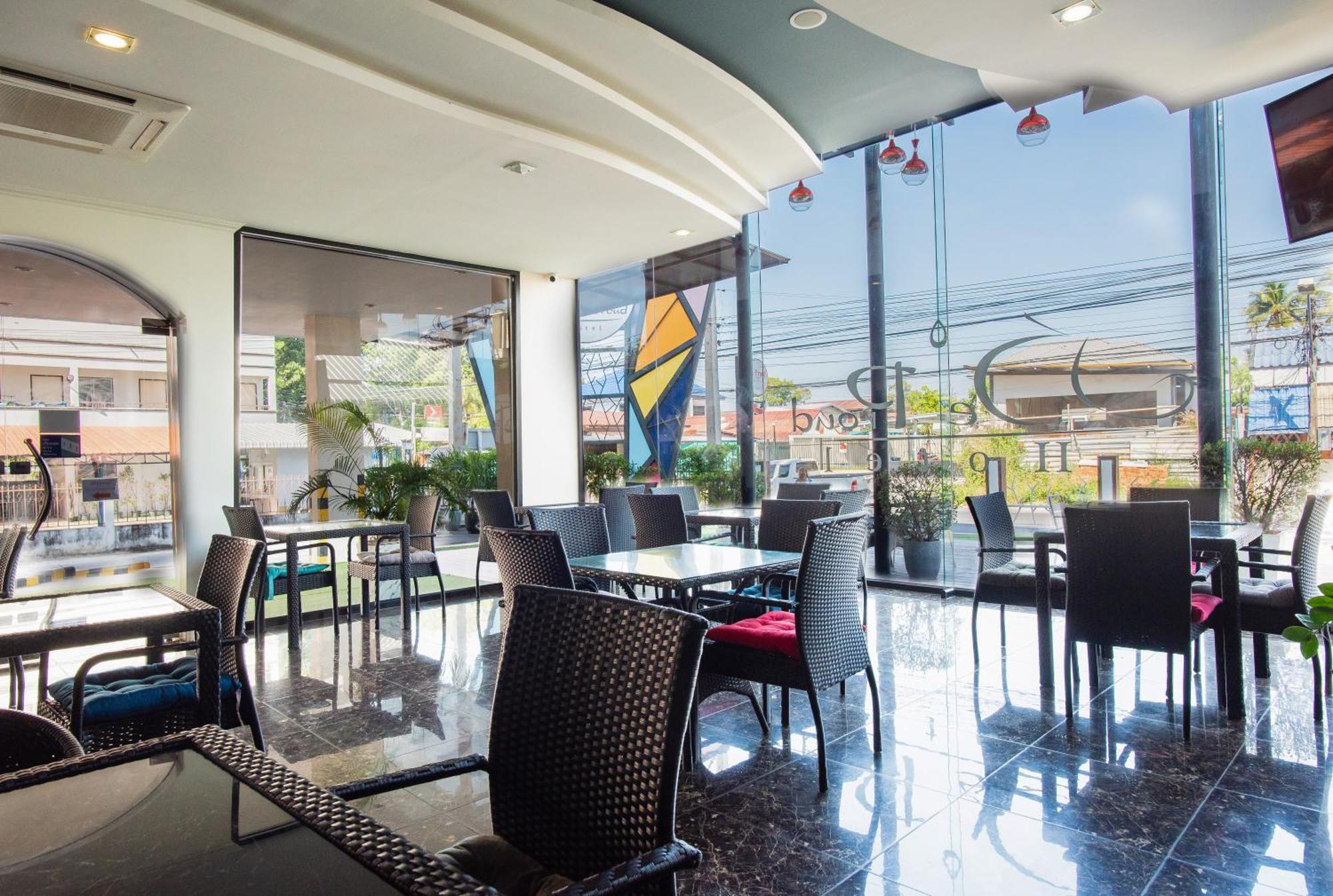 The Proud Hotel Ubon Ratchathani Extérieur photo