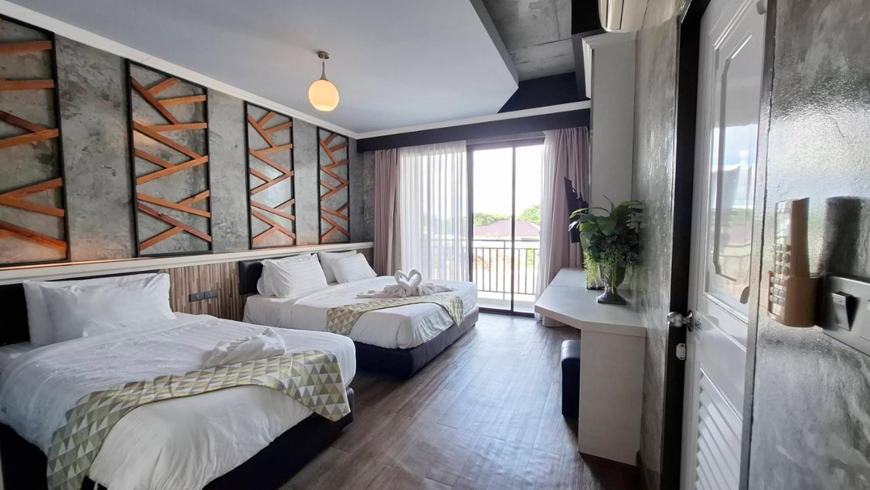 The Proud Hotel Ubon Ratchathani Extérieur photo