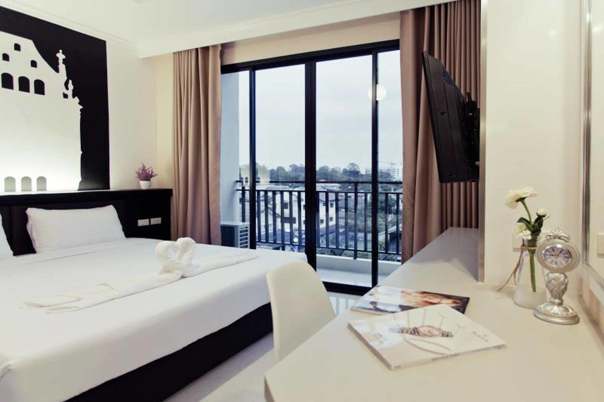 The Proud Hotel Ubon Ratchathani Extérieur photo