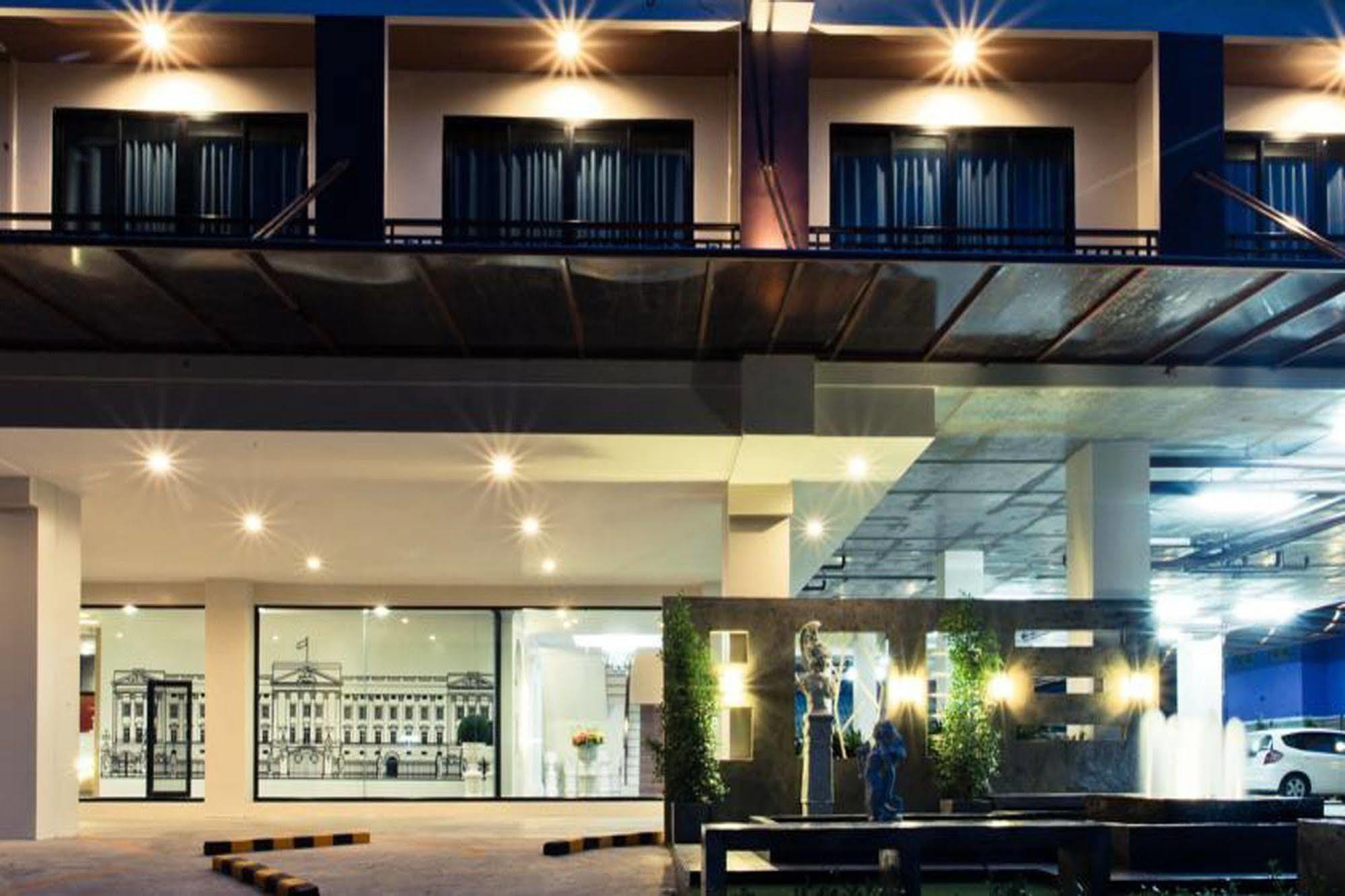 The Proud Hotel Ubon Ratchathani Extérieur photo