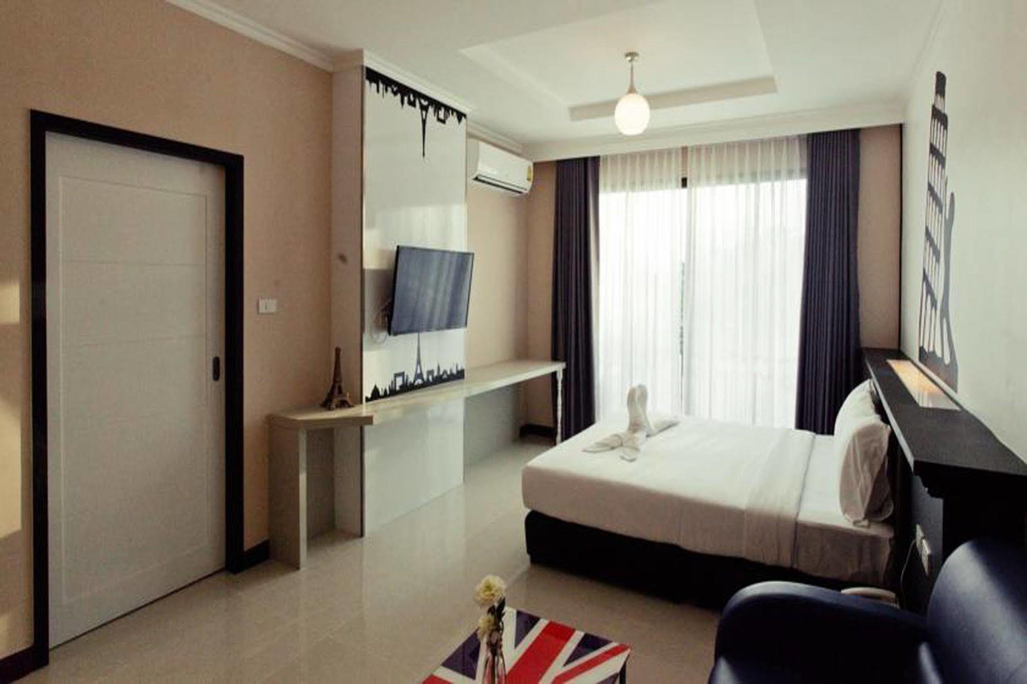 The Proud Hotel Ubon Ratchathani Extérieur photo